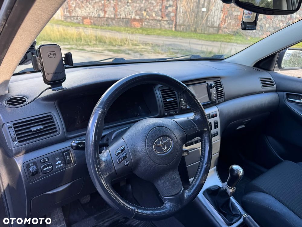 Toyota Corolla 1.6 VVT-i Sol - 7
