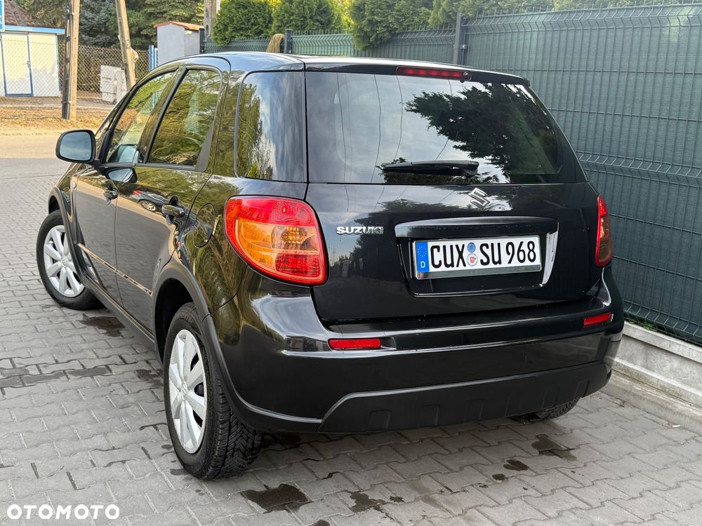 Suzuki SX4 - 11
