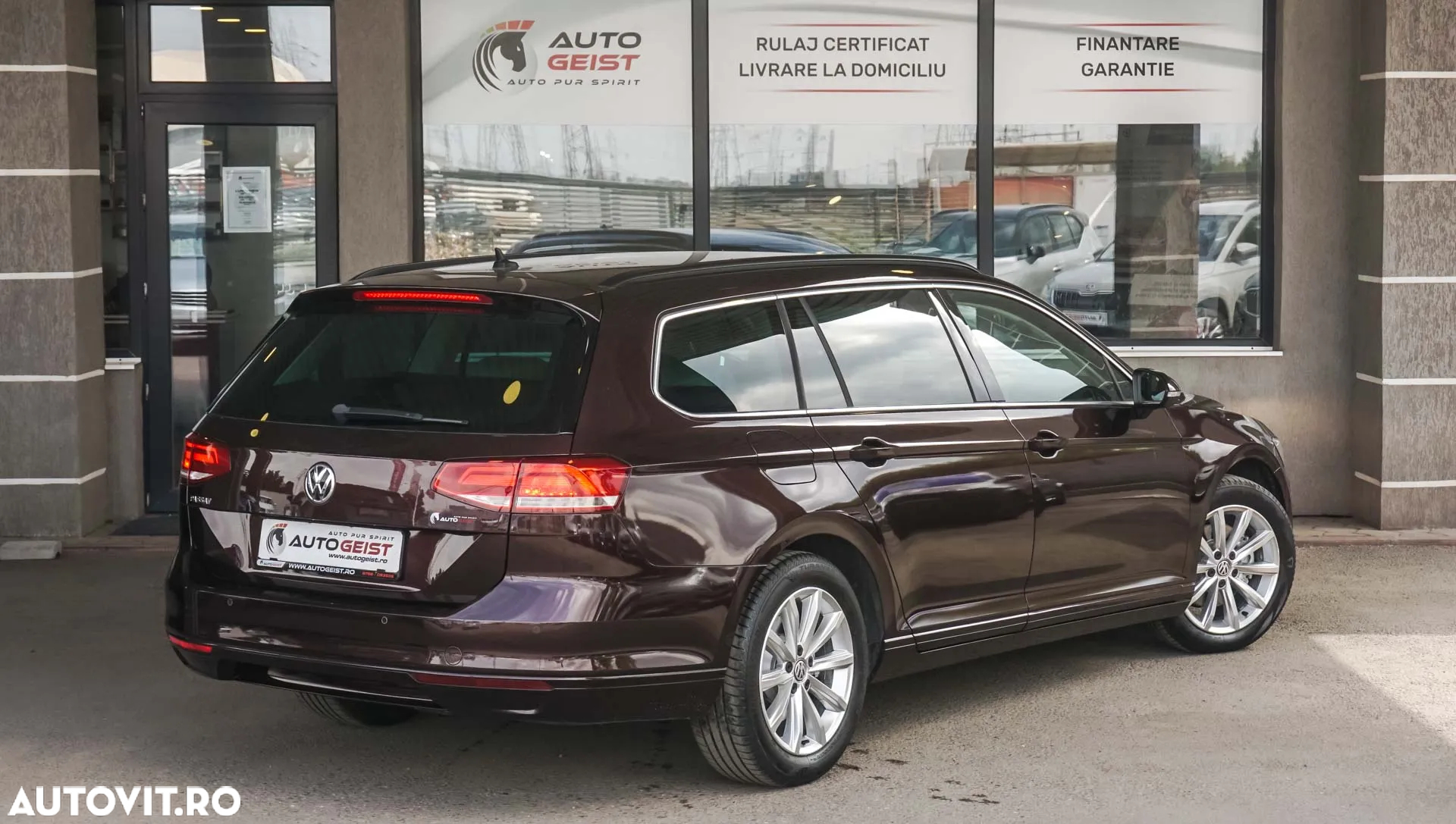Volkswagen Passat Variant 2.0 TDI DSG Comfortline - 5