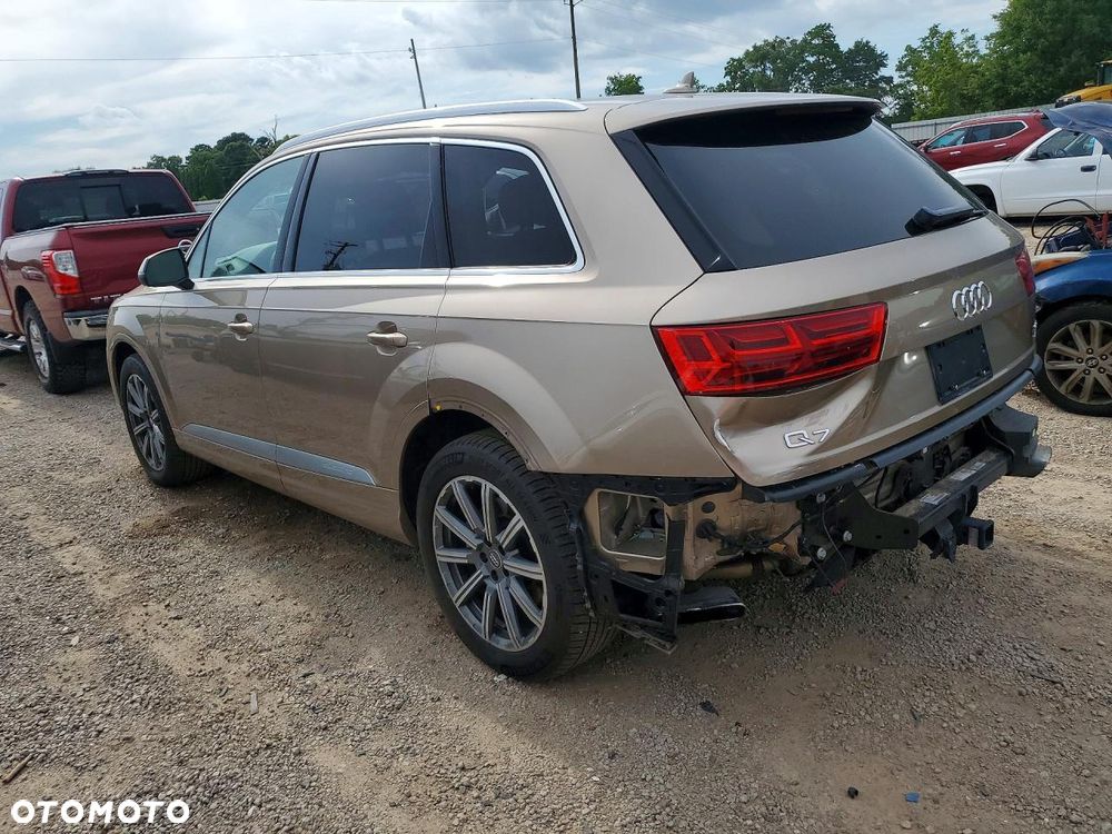 Audi Q7 - 4