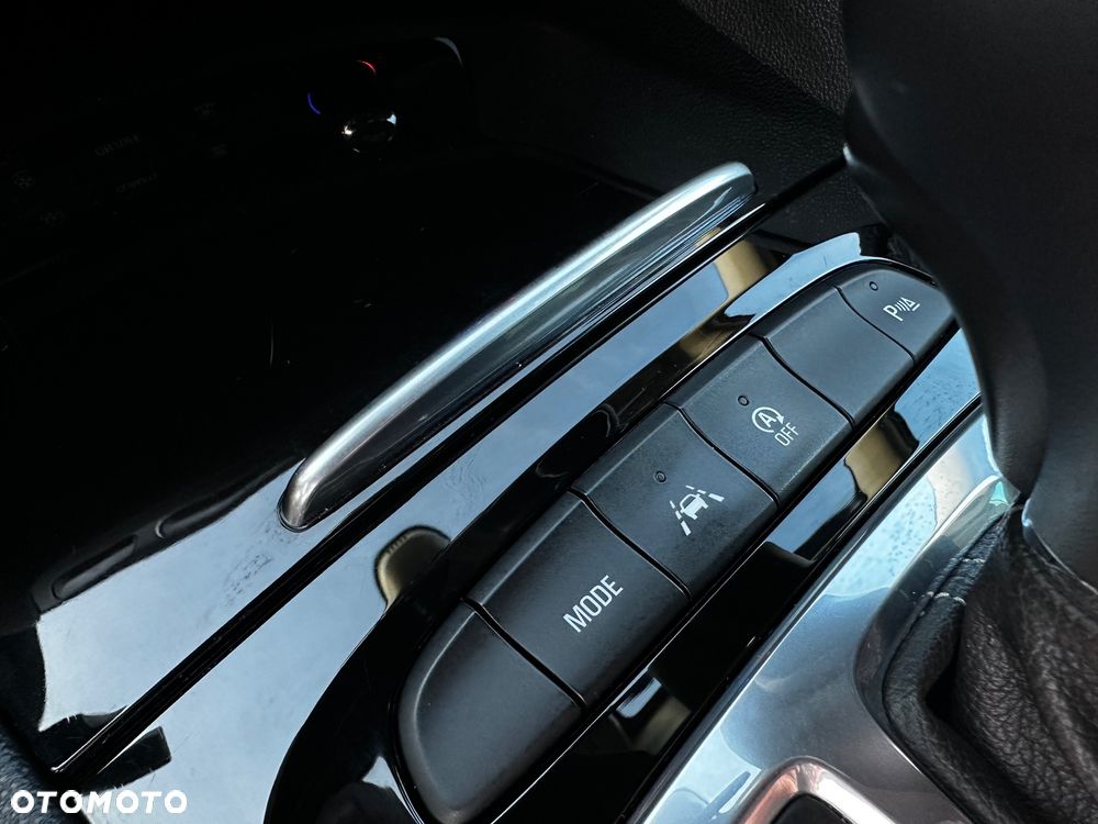 Opel Insignia - 34
