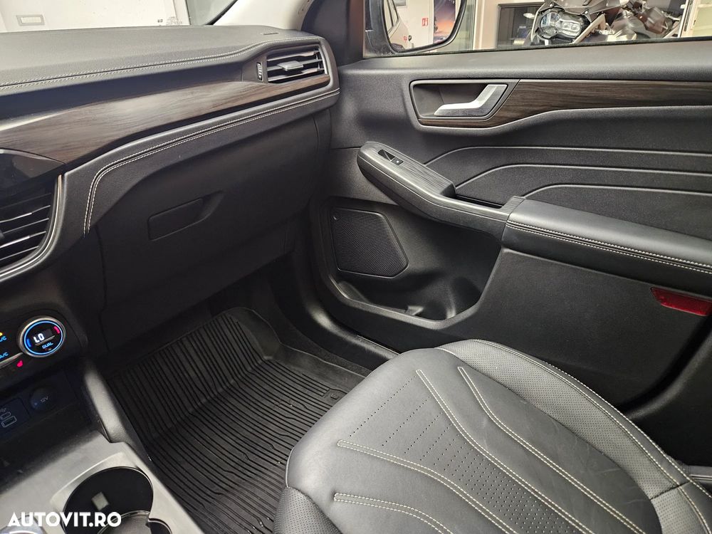 Ford Kuga 2.5 Duratec FHEV AWD Vignale - 26