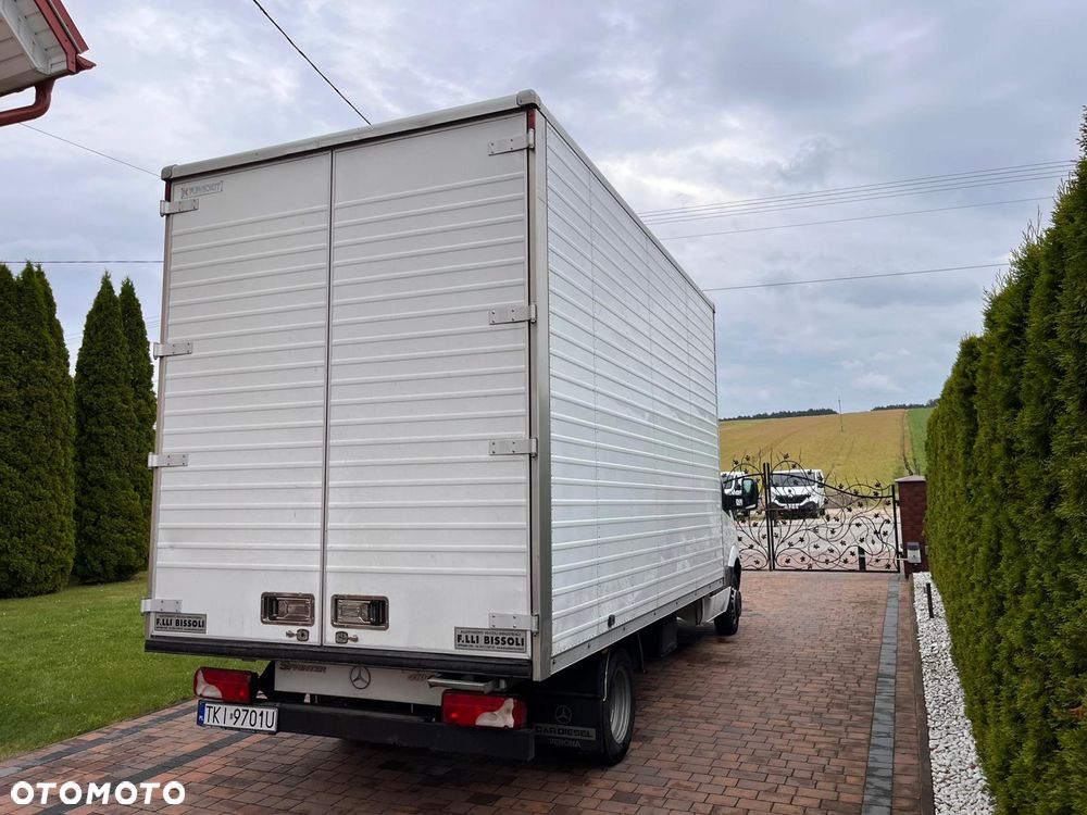 Mercedes-Benz Sprinter - 6
