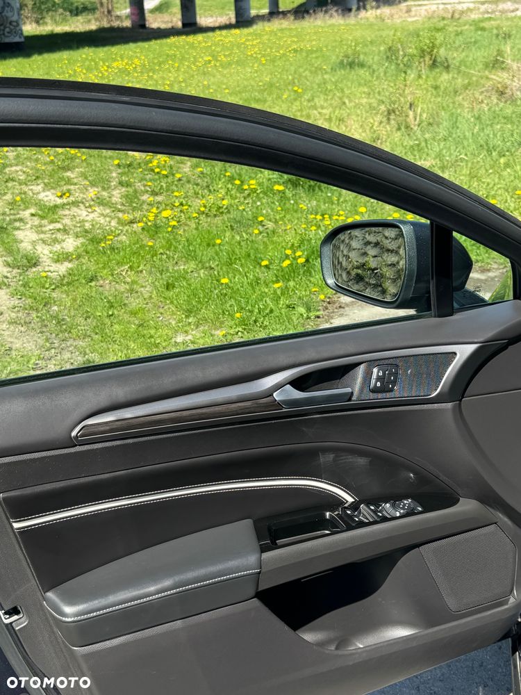 Ford Mondeo SW - 24
