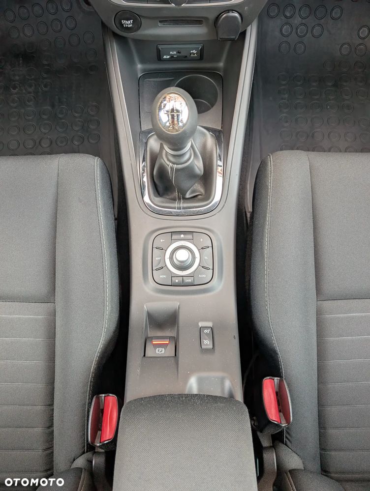 Renault Megane 1.2 16V TCe Energy Limited EU6 - 29