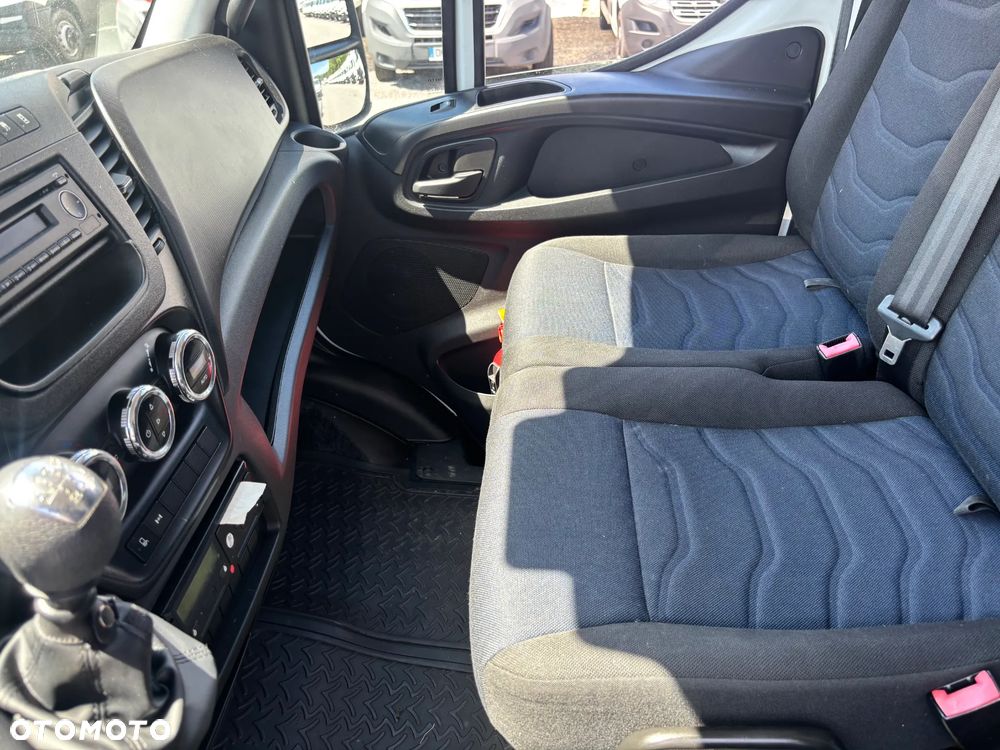 Iveco DAILY 65C15,65C17,65C18,70C15,70C17,70C18,72C15,72C17,72C18 RAMA DO ZABUDOWY WYWROT KONTENER CHLODNIA 70 SZTUK NA PLACU - 10