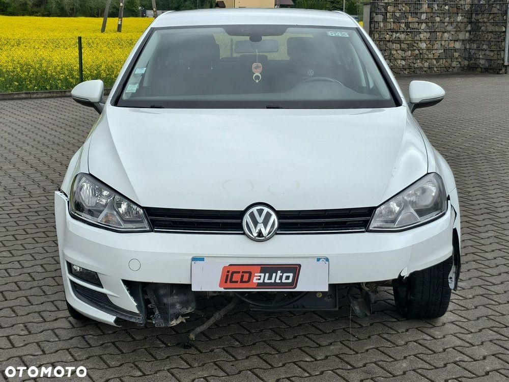 Volkswagen Golf - 2