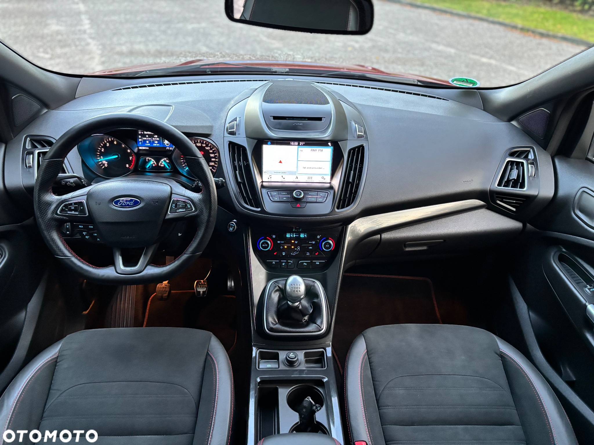 Ford Kuga - 15