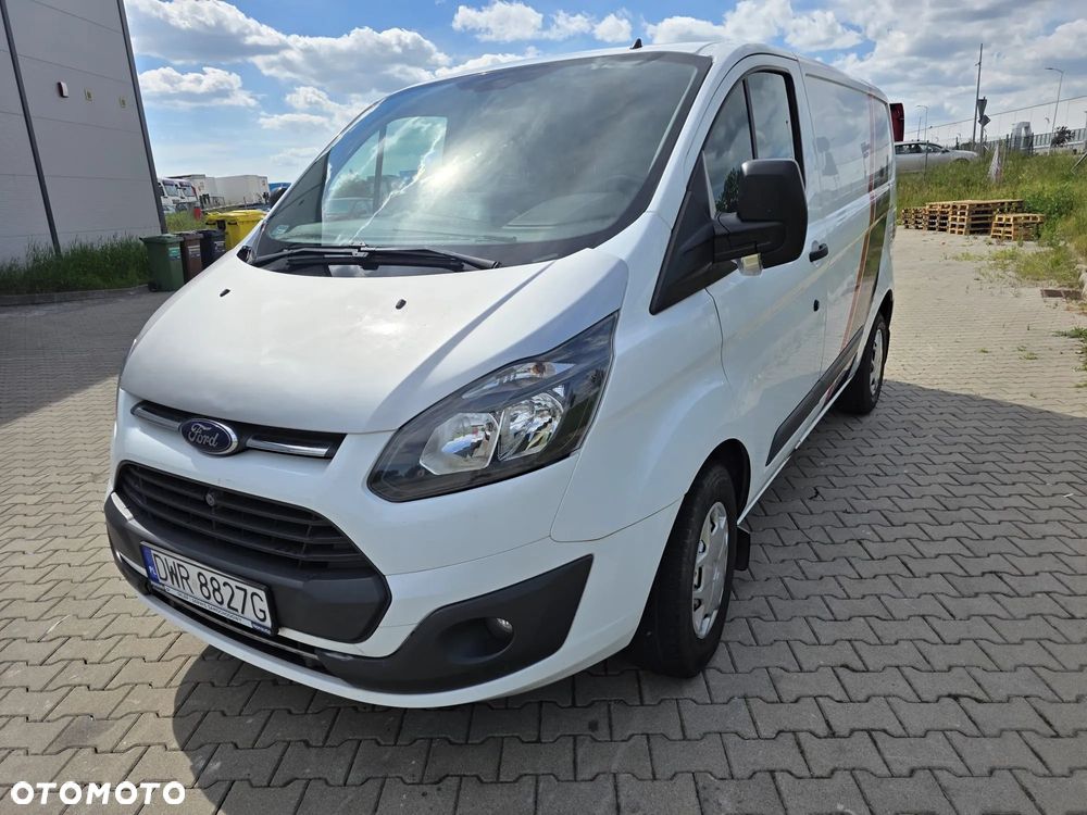 Ford TRANSIT CUSTOM - 1