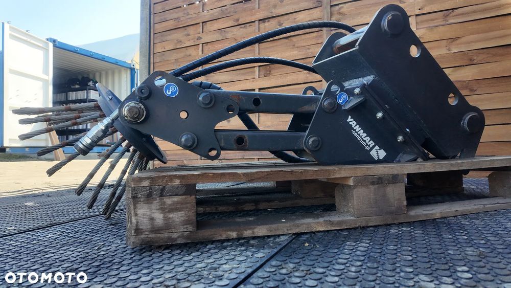 yanmar b95w-b110w szczotka do kraweznikow - 4