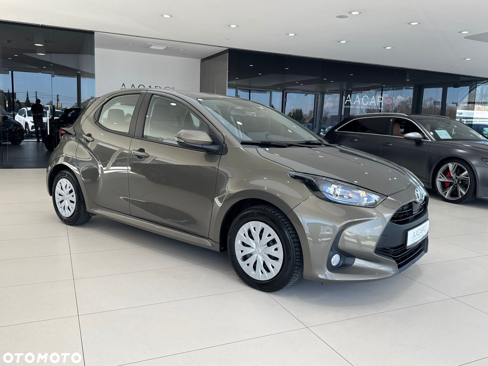 Toyota Yaris - 6