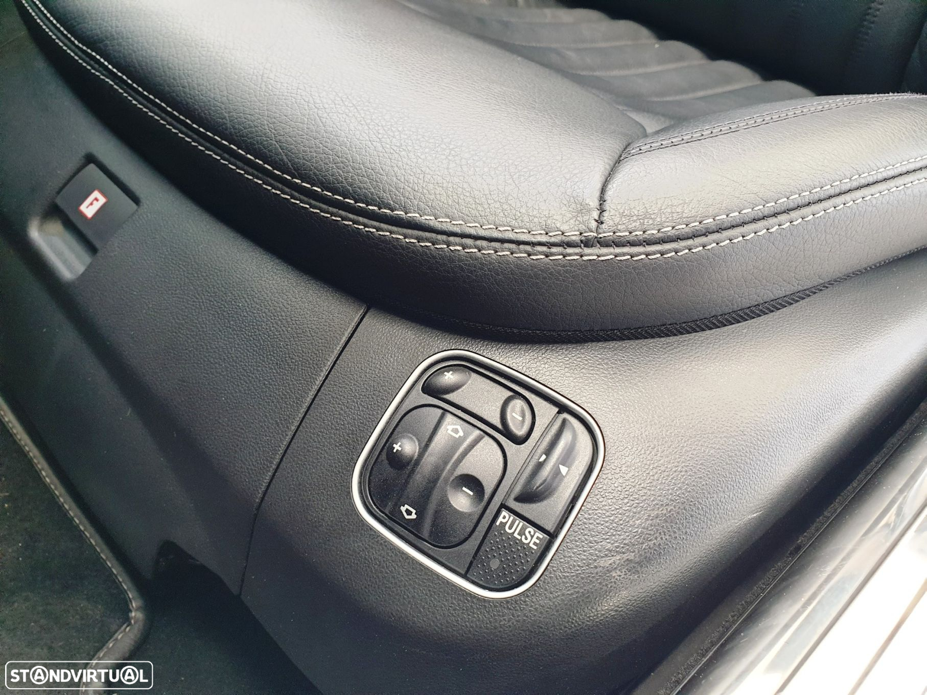 Mercedes-Benz SL 350 - 24
