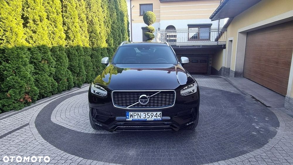 Volvo XC 90 - 9