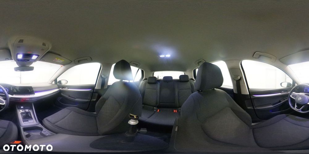 Volkswagen Golf - 21