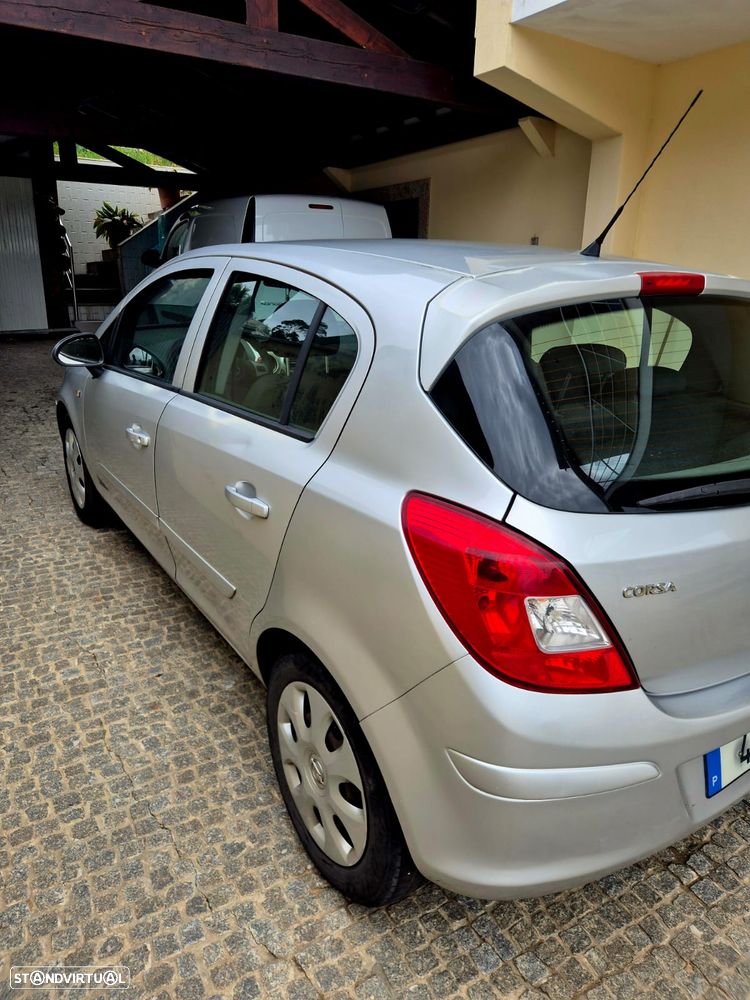 Opel Corsa 1.3 CDTi Enjoy - 21