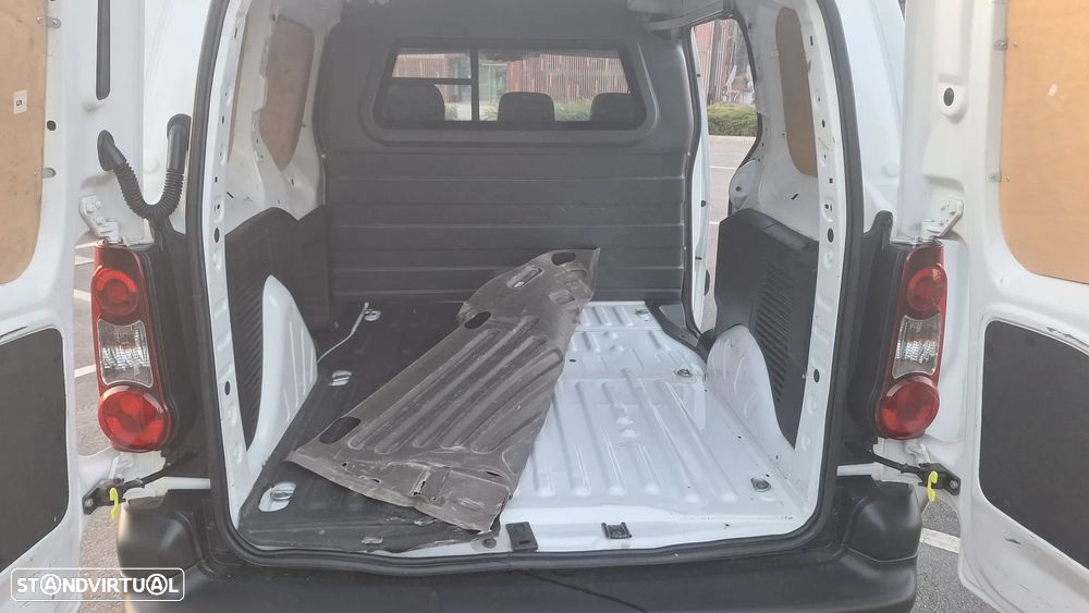 Peugeot 1.6 Partner - 11