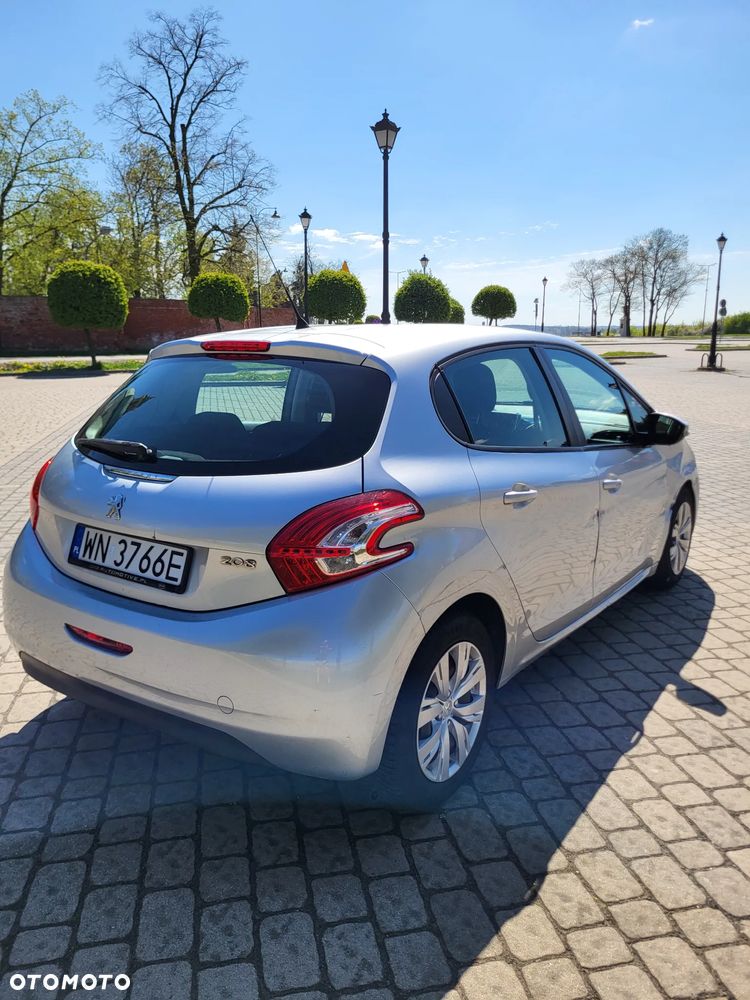 Peugeot 208 1.4 VTi Active - 4