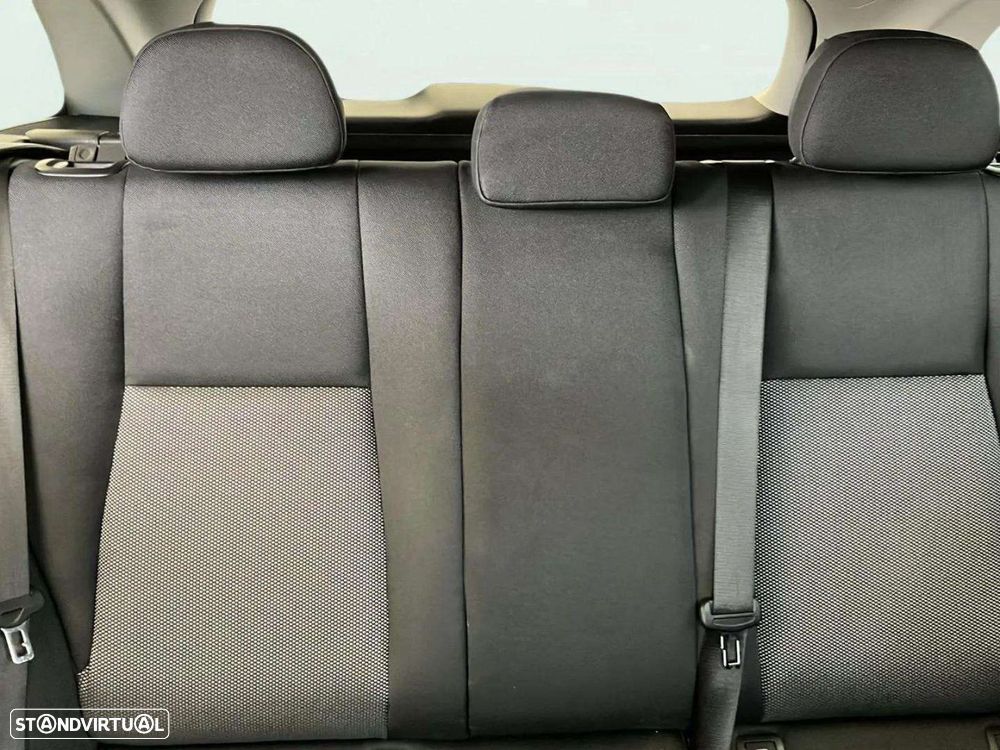 Mercedes-Benz C 200 d Avantgarde - 16