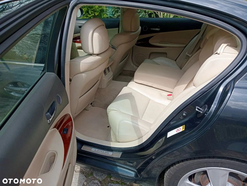 Lexus GS 300 Prestige + - 12