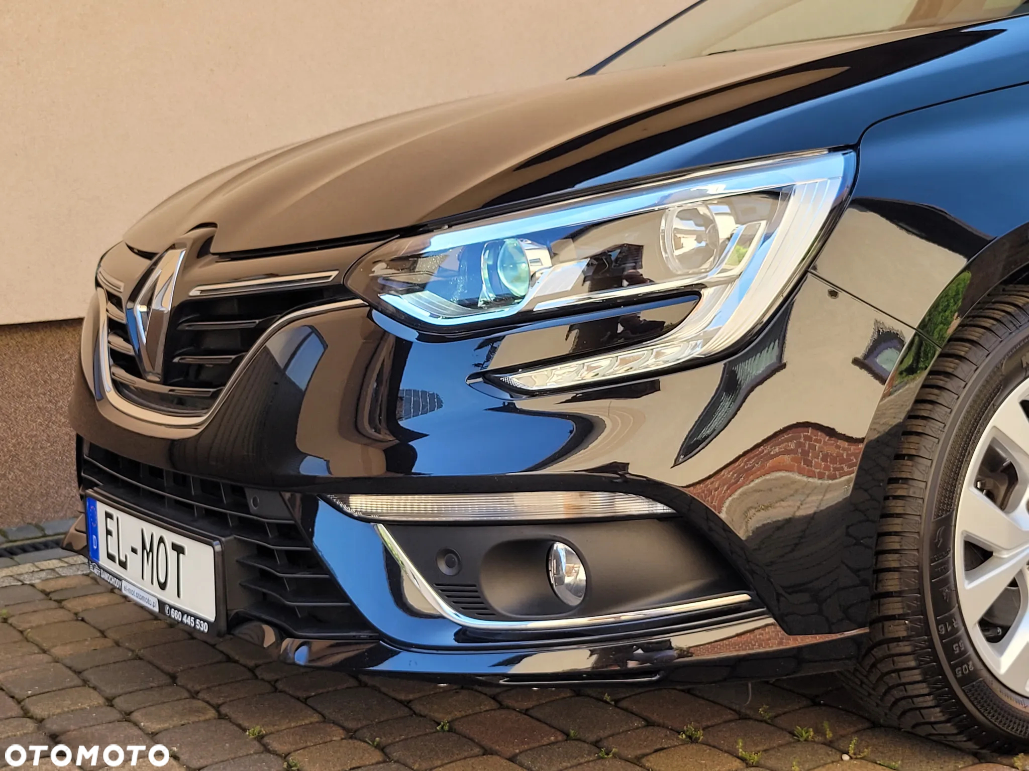 Renault Megane ENERGY TCe 140 EDC LIMITED - 25
