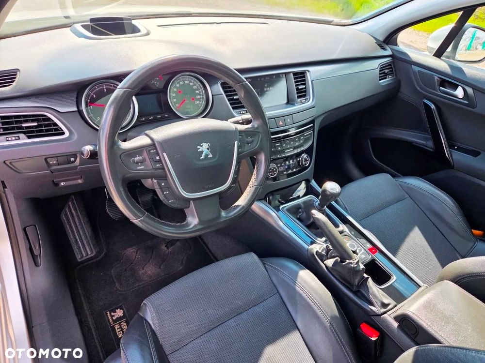 Peugeot 508 HDi FAP 140 Allure - 24