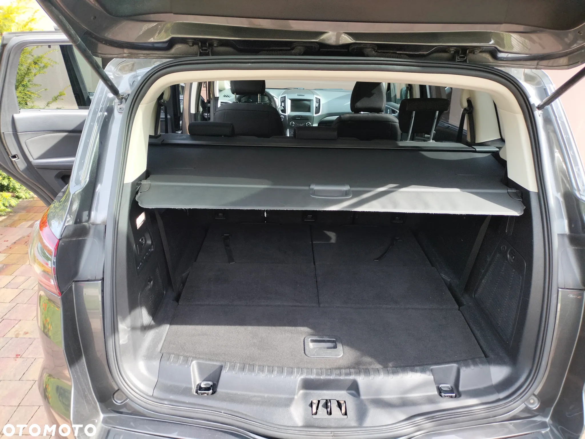 Ford S-Max 2.0 EcoBoost Titanium - 30