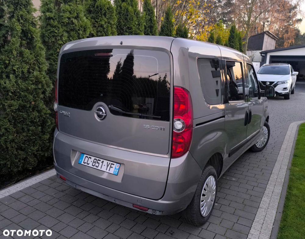 Opel Combo - 11