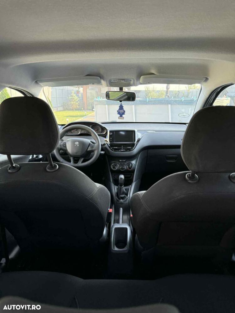Peugeot 208 82 PureTech Style - 5