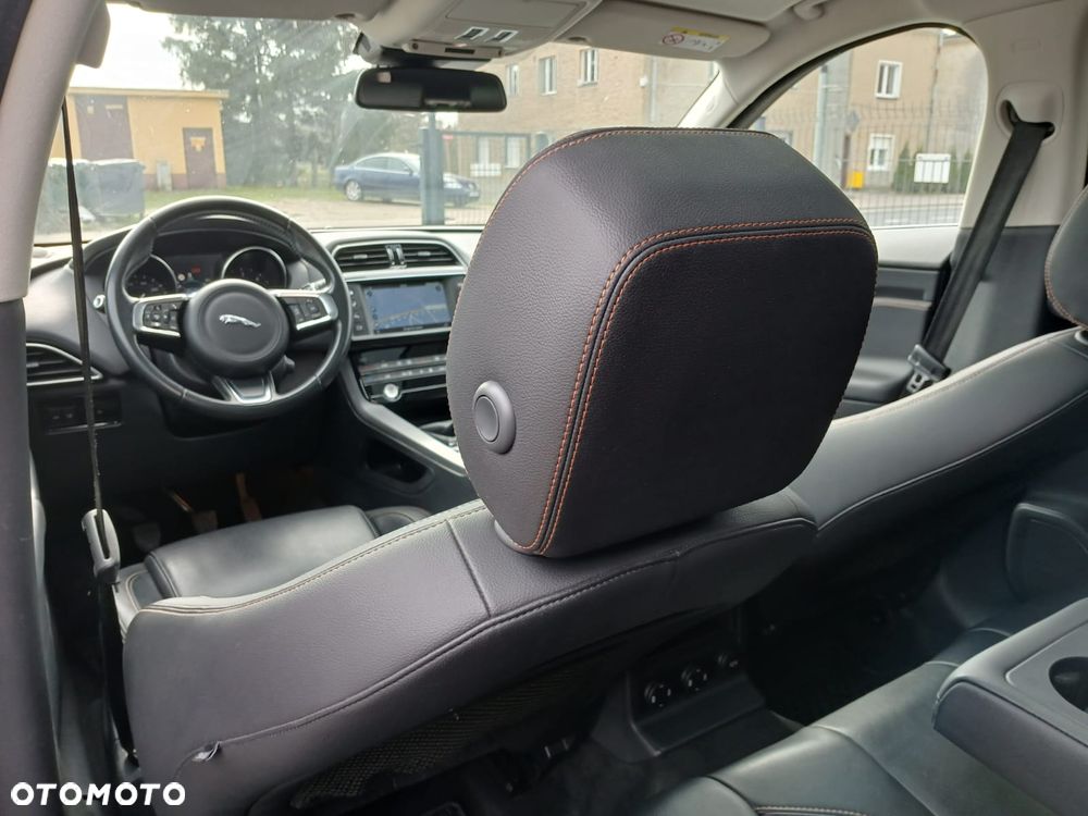 Jaguar F-Pace 20d AWD Prestige - 39