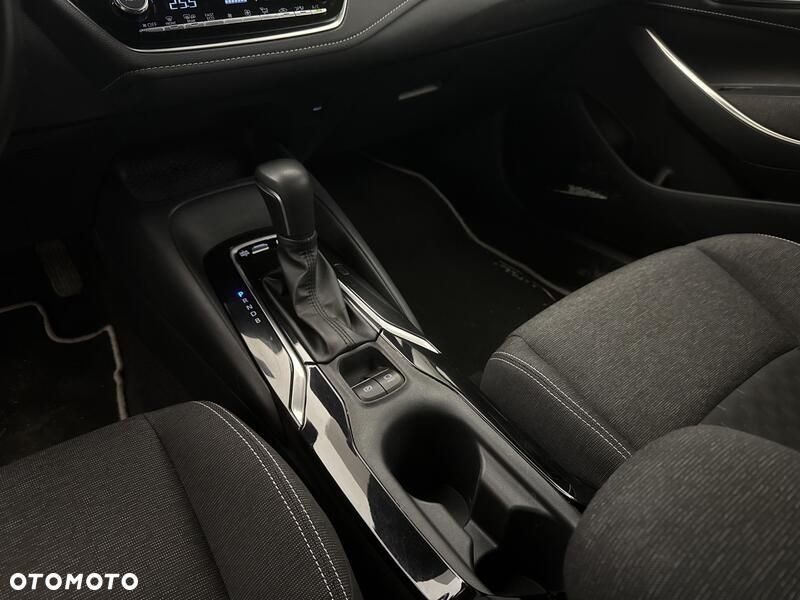 Toyota Corolla 1.8 Hybrid Comfort - 18