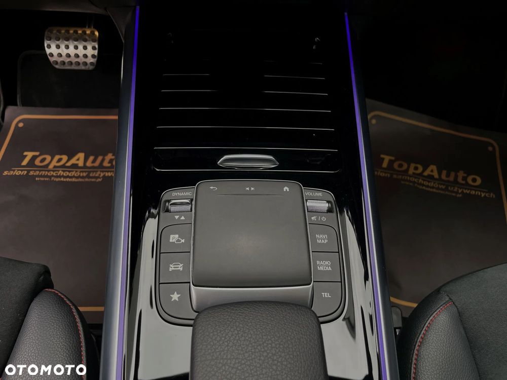 Mercedes-Benz GLA 250 AMG Line - 35