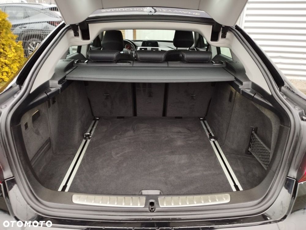 BMW 3GT 320i GPF Sport Line - 29