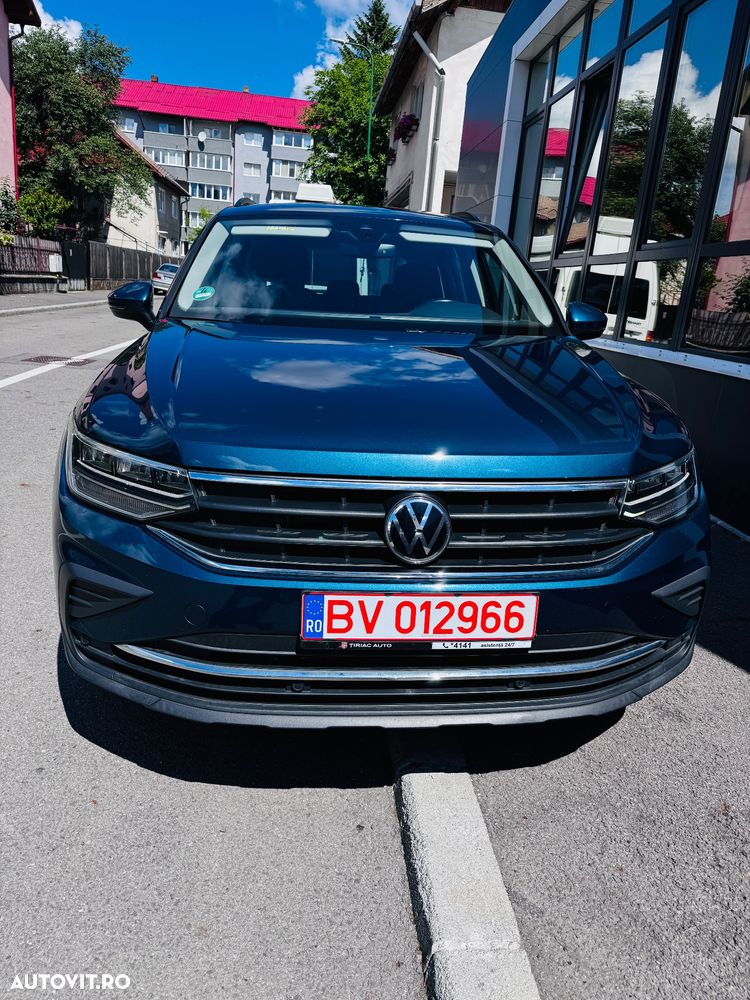 Volkswagen Tiguan - 2