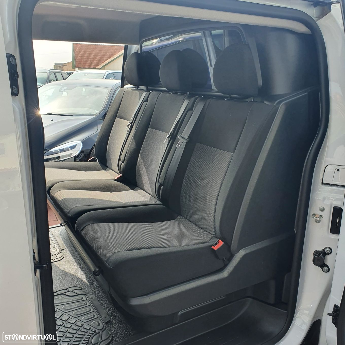 Peugeot Expert 2.0 BlueHDi L1H1 Premium Compact EAT8 - 11