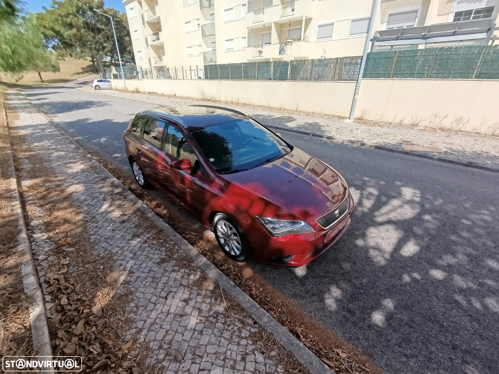 SEAT Leon ST 1.6 TDI Reference Ecomotive - 32