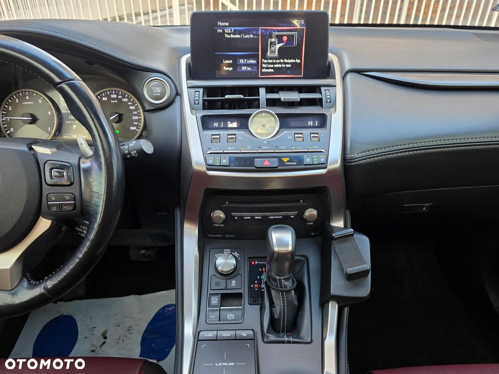 Lexus NX 300 Executive Line - 12