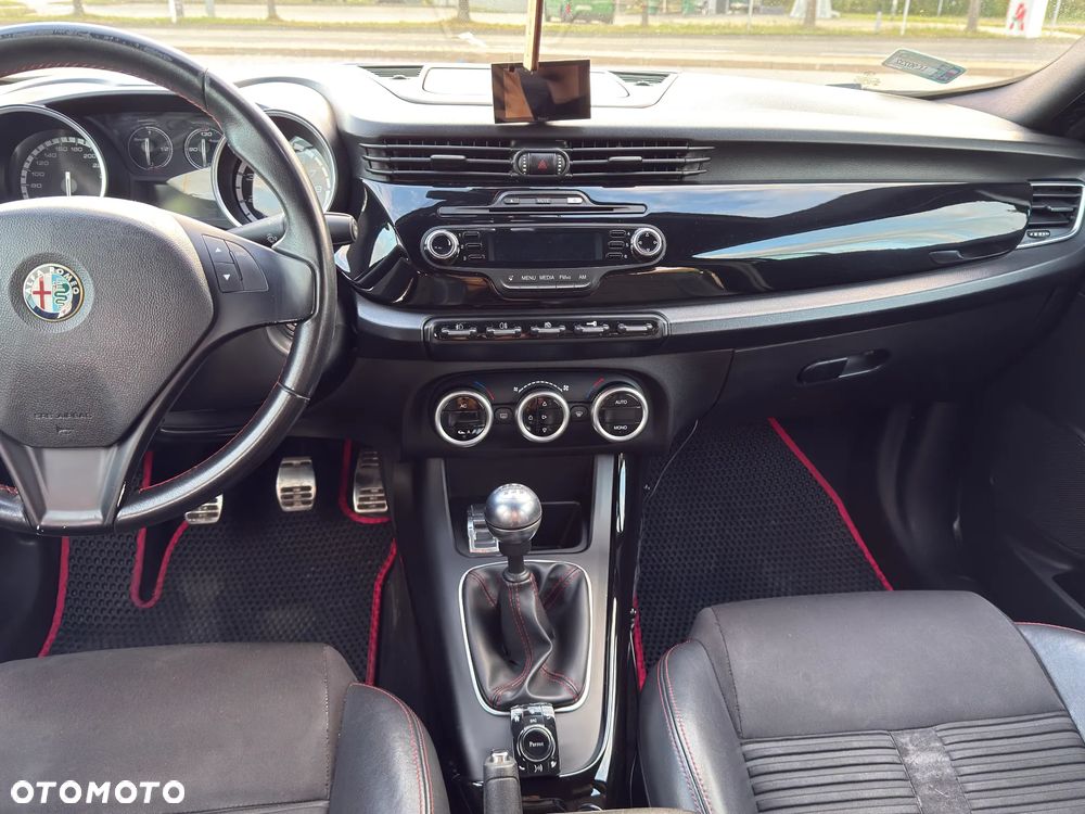 Alfa Romeo Giulietta 1.4 TB Distinctive - 17