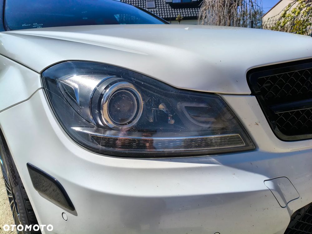 Mercedes-Benz Klasa C 350 4Matic (BlueEFFICIENCY) 7G-TRONIC Avantgarde - 18