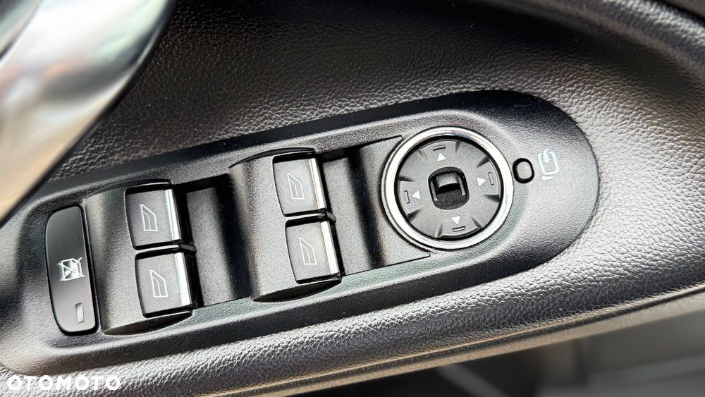 Ford Mondeo - 11