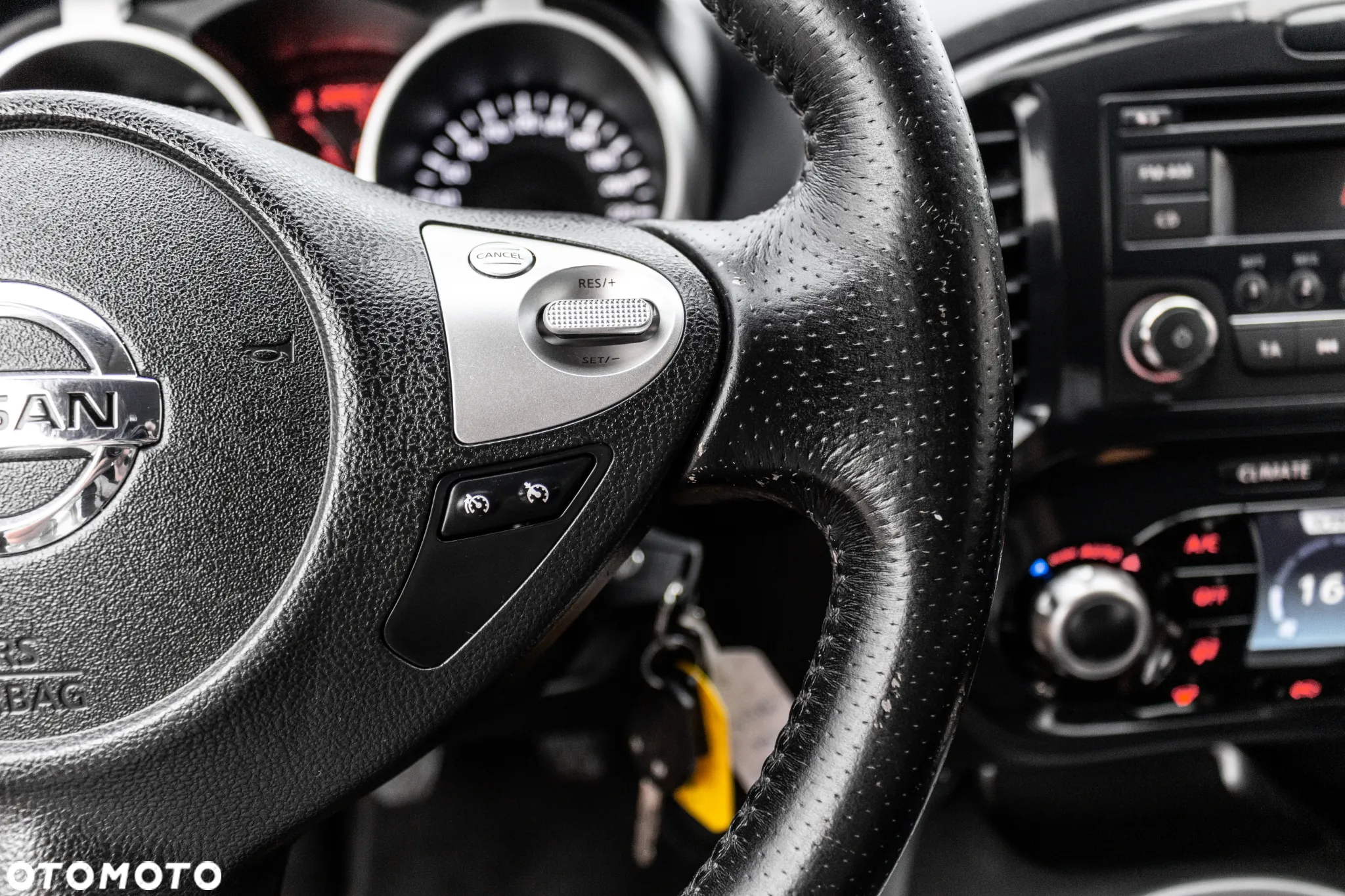 Nissan Juke 1.6 Acenta S&S - 14