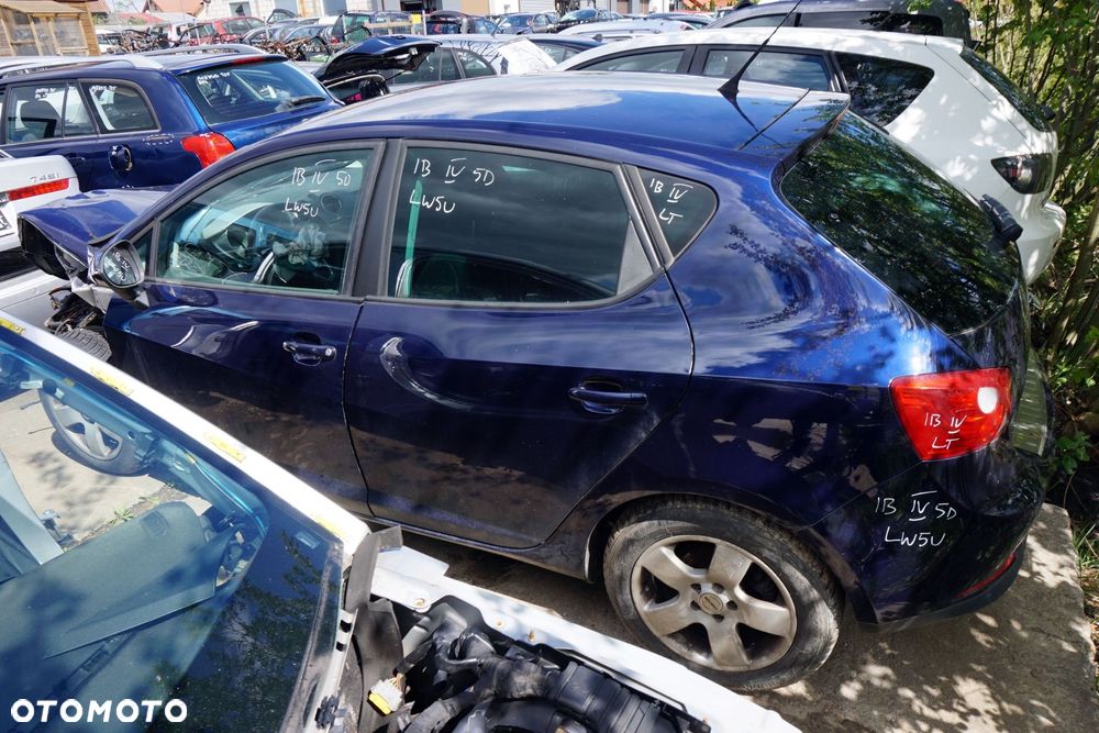 SEAT IBIZA IV 6J 5D HB 2009 LW5U 1.6 16V BTS 105KM LWX GRANATOWY na części - 2