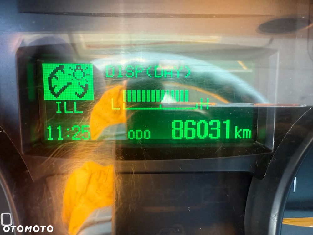 Mitsubishi CANTER FUSO - 17