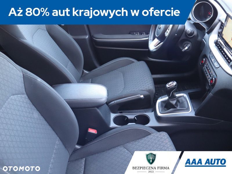 Kia Ceed - 11