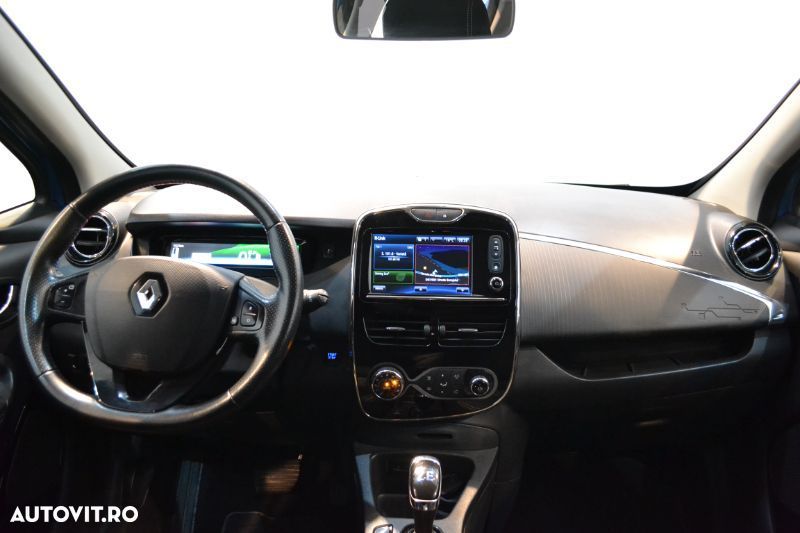 Renault ZOE - 10