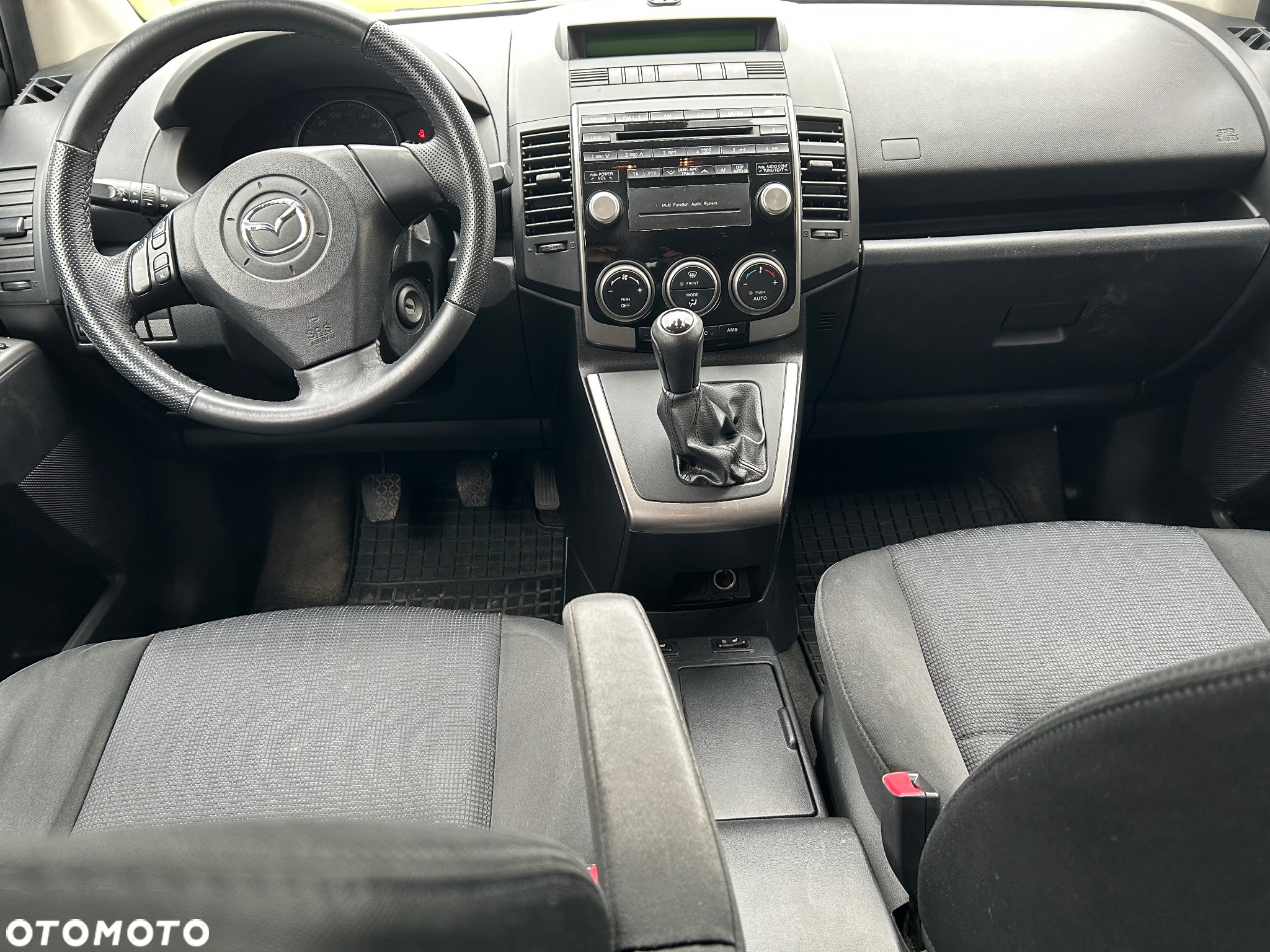 Mazda 5 - 14
