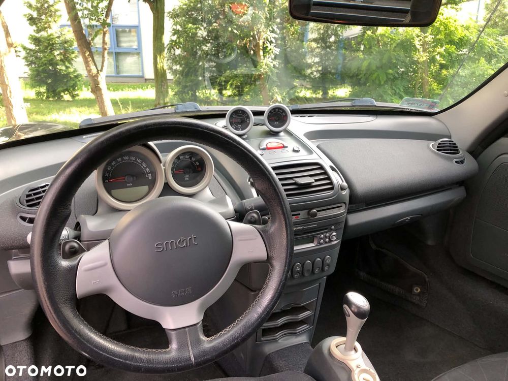 Smart Roadster - 16