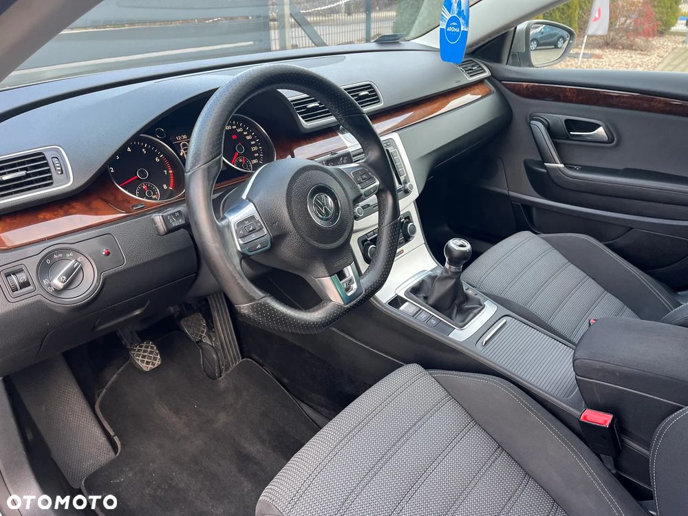 Volkswagen Passat CC 1.8 TSI - 17
