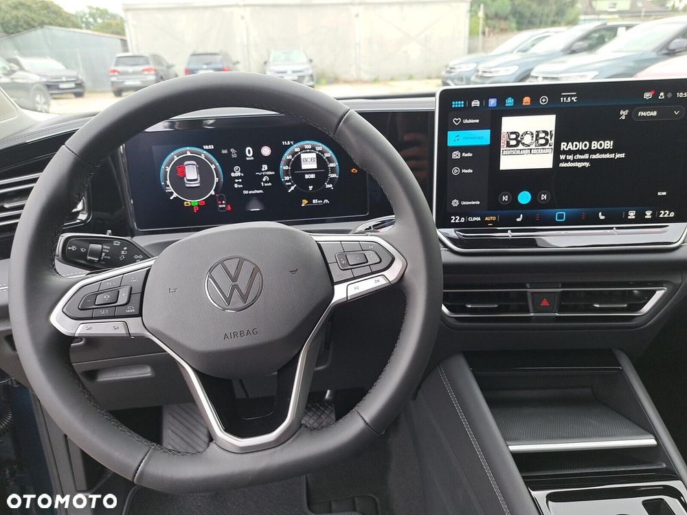 Volkswagen Tiguan - 13