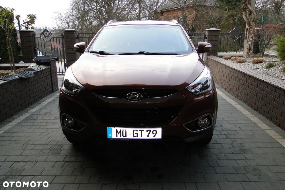 Hyundai ix35 2.0 CRDi 4WD Fifa World Cup Gold Edition - 5