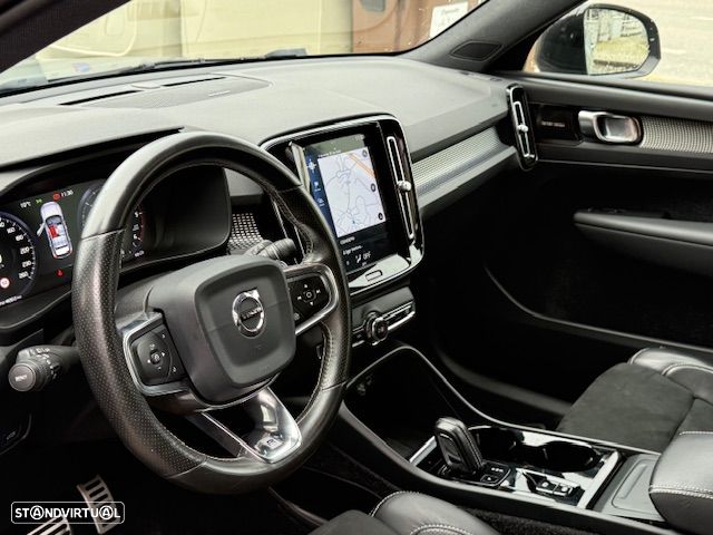 Volvo XC 40 2.0 D3 R-Design AWD Geartronic - 7